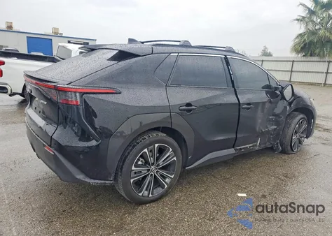 2025 Toyota Bz4X Xle z USA, uszkodzony, nr VIN JTMAAAAA8SA055436